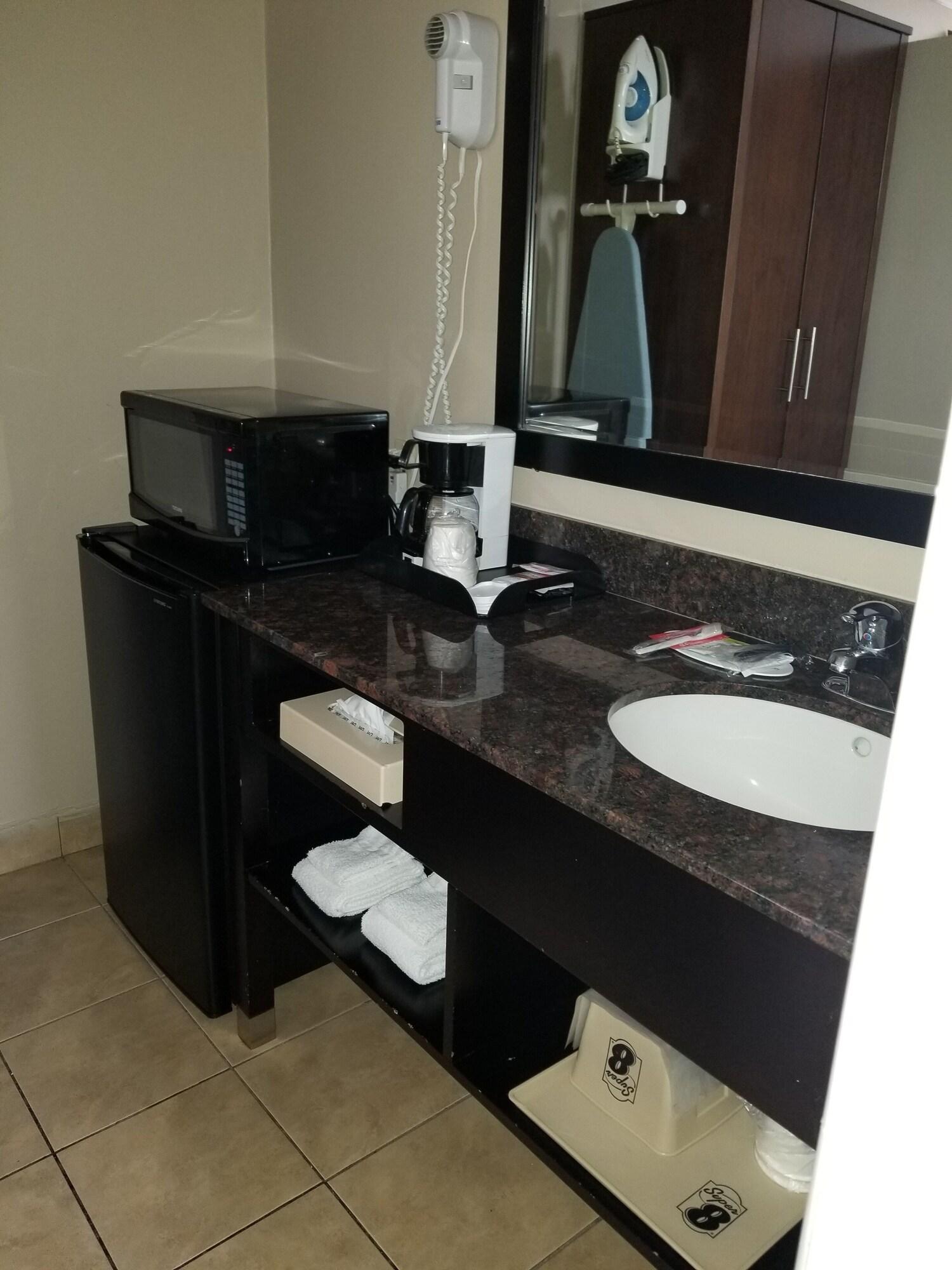 Super 8 By Wyndham Angeles-culver Area Hotel Los Ángeles